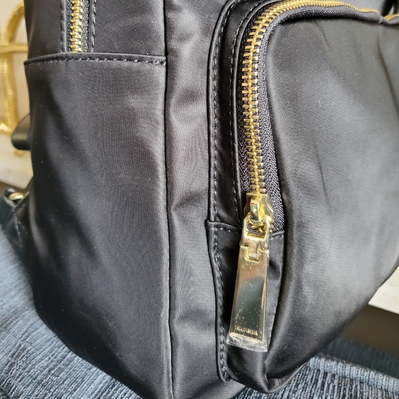 Tommy Hilfiger Backpack - Picture 7 of 8